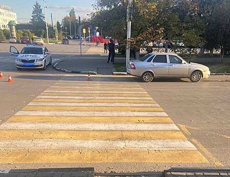 В Новочеркасске на пешеходном переходе сбили пожилого мужчину