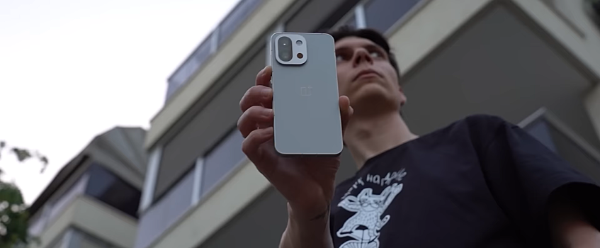 Компактный флагманский смартфон OnePlus 13T протестировали в РФ. Впечатления смешанные