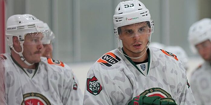 Алексей Марченко о капитанстве в «Ак Барсе»: «С Яшкиным это обсудили. Тренеры приняли такое решение, между нами все по-прежнему»