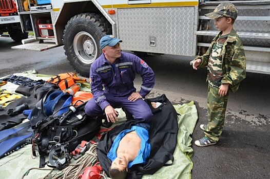 В 123 пожарно-спасательной части на улице Поляны ждут школьников на экскурсии