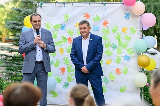 Депутаты Воронежской облдумы поддержали акцию "День соседей"