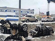 Водитель на BMW врезался в бетонный столб и погиб под Чеховом