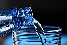 Раскрыта опасность хранения воды в пластиковых бутылках