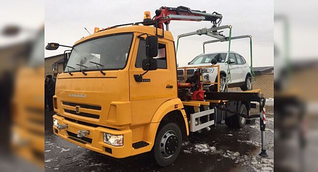 «КАМАЗ» построил для Московской области автоэвакуаторы