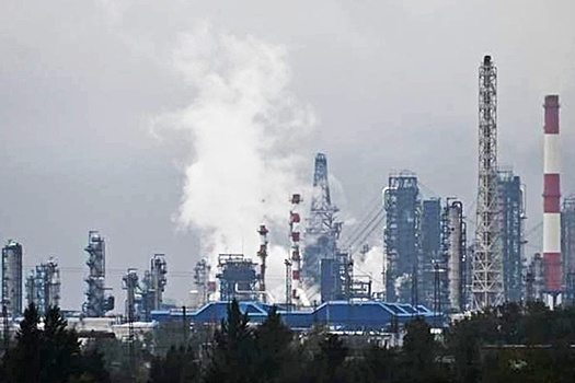 Семь человек госпитализированы из-за ЧП на Омском НПЗ, один в тяжелом состоянии