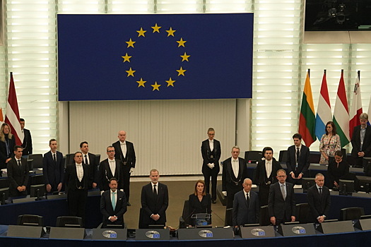 Европарламент заблокировал сделку с США после угроз Трампа