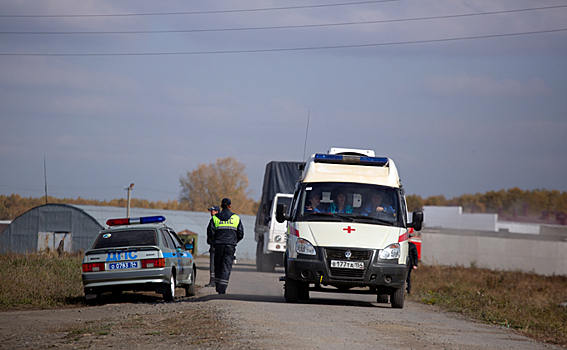 Угонщик-рецидивист попал под пассажирский автобус