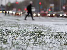 Синоптики: в столице выпал первый снег, но он продержится недолго