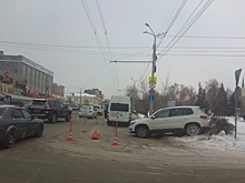 Омичка на «Фольксвагене» влетела в пассажирский «Форд» — пострадала женщина