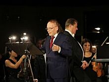 Симфонический оркестр Татарстана открыл сезон пьесой "Загадка Моцарта" Эдварда Радзинского