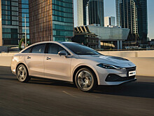 MG выводит на рынок новую четырехдверку с гибридной силовой установкой