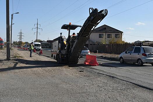 На Фунтовском шоссе ремонтируют четыре участка дороги