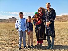 Кругосветка Ильи и Даши: отметили 90-летие казахского села и впервые поссорились