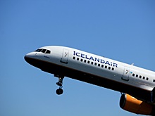 Лайнер экстренно сел в Канаде из-за трещины в стекле