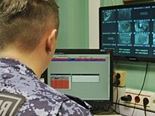 В Санкт-Петербурге BMW врезался в витрину ресторана на 6-й линии Васильевского острова