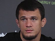 Усман Нурмагомедов завоевал титул чемпиона PFL в легком весе