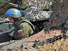 Российские военные в Приднестровье отрабатывают вождение боевых машин