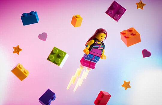 Как сплотить семьи творчеством и охватить 1,6 млн пользователей: кейс Lego