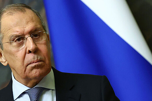 Глава МИД России предложил ответить на санкции отказом от доллара и западных платежных систем