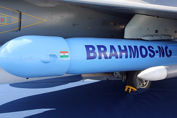 Индия 19 апреля выполнит первые поставки ракет BrahMos Филиппинам