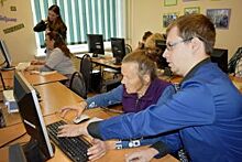 Новый учебный год в школе "Бабушка и дедушка онлайн" начался в Приморье