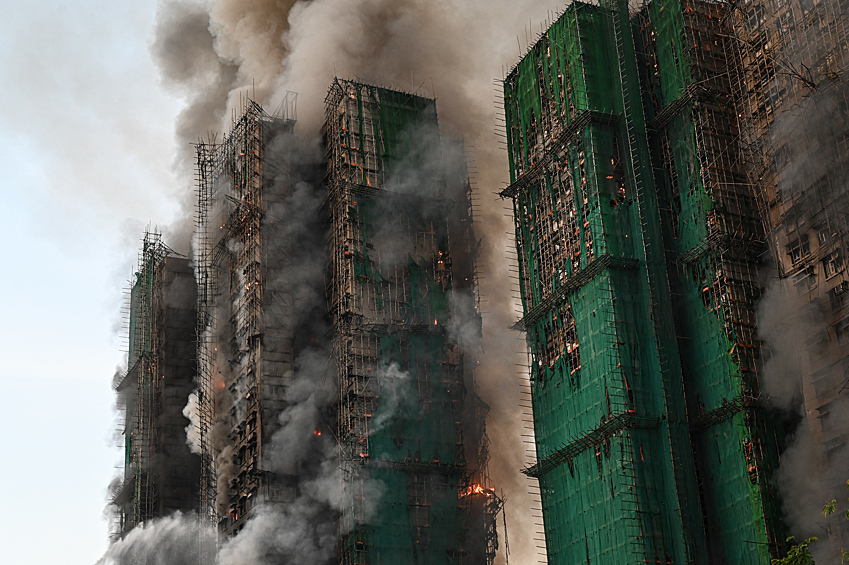 Пожар в высотном жилом комплексе "Ван Фук Корт"