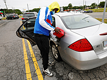 США захлестнула «бензиновая паника»