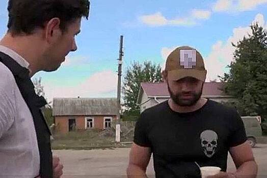 Итальянский журналист показал в эфире военного ВСУ с нацистским знаком. О чем репортеру напомнили на Западе и в России?