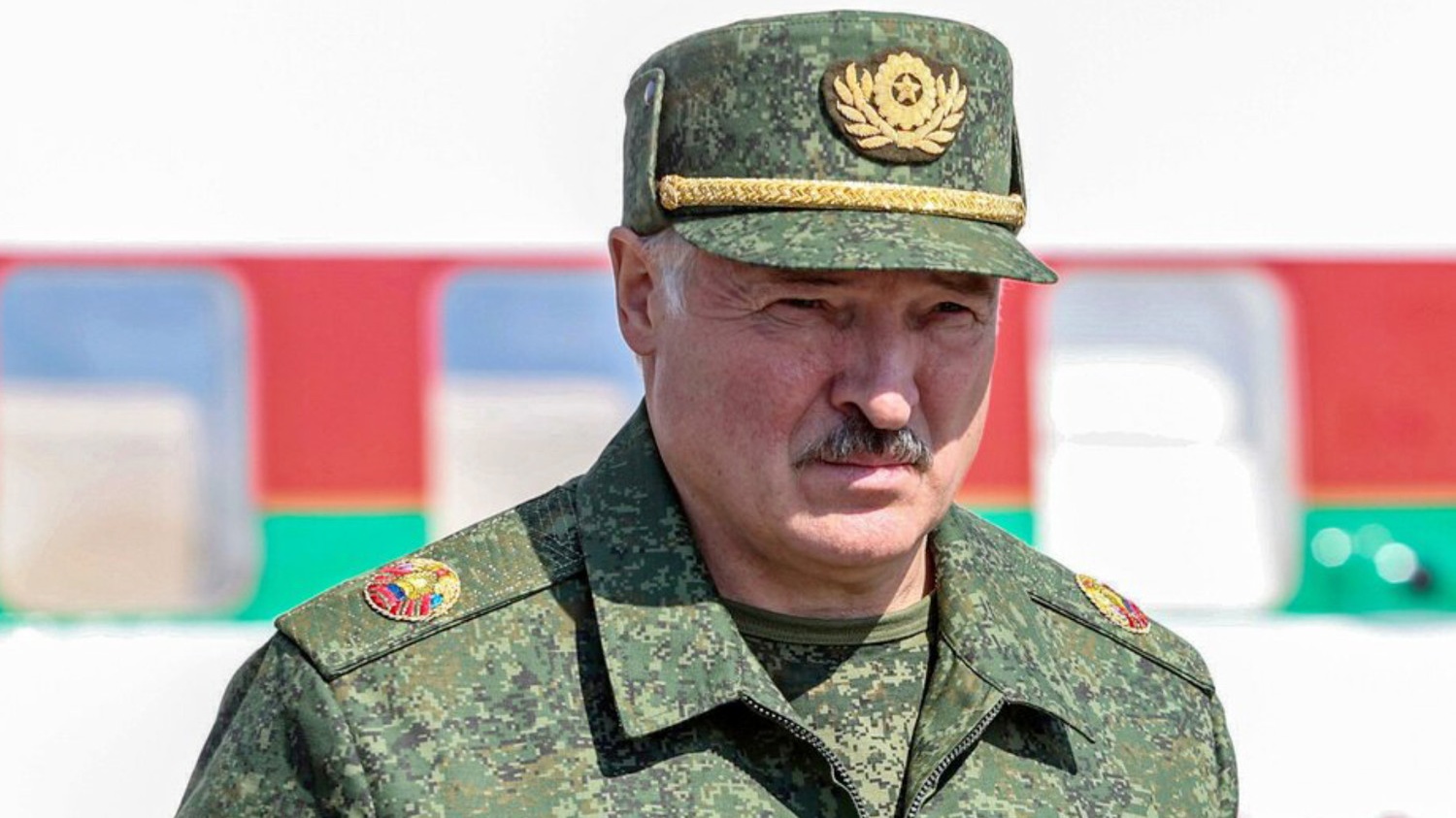 Лукашенко лично проводит проверку готовности ВС Белоруссии