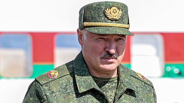 Лукашенко проводит внезапную проверку готовности в армии