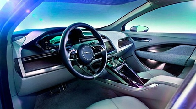 Jaguar начнет прием заявок на электрокроссовер I-Pace в РФ