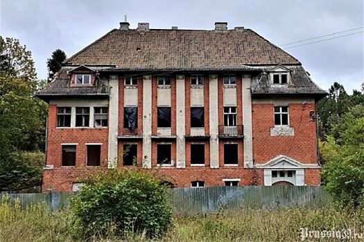 Как вокзал, который слышал прошлое, обретает будущее: история одного здания в Светлогорске