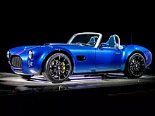 Возрождённый спорткар AC Cobra впервые показали вживую
