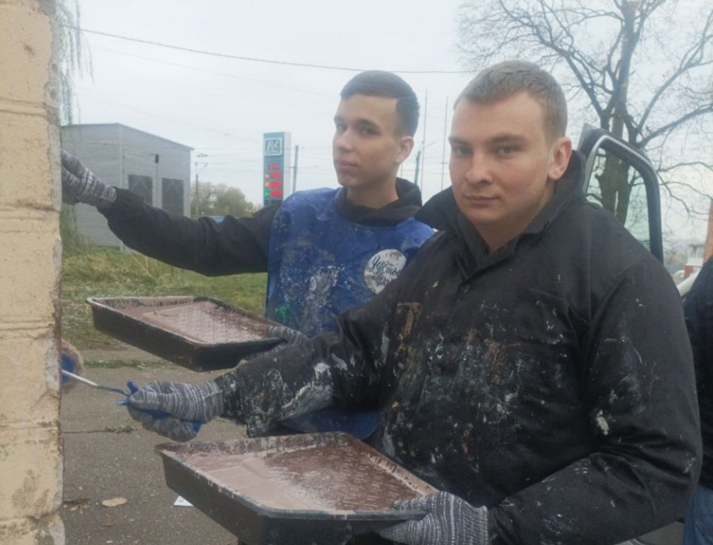 В Центральном округе Курска закрасили 85 объявлений о продаже наркотиков