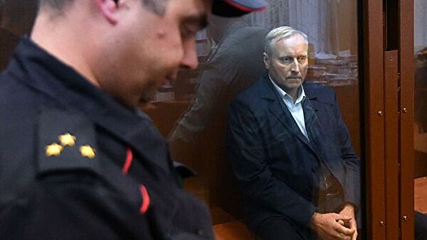 Суд продлил арест предполагаемого сообщника генерала МВД Мельникова