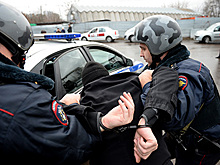 Фанаты ЦСКА и «Спартака» устроили массовую драку в центре Москвы