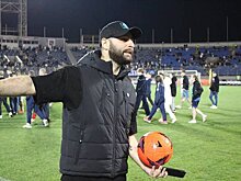 «В моменте хотелось затянуть гайки, чтобы никого не было на бровке. Но понимаю, что такие матчи – один раз в год». Кортава о стычках в игре «Амкал» – 2D