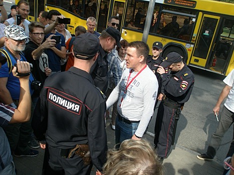 Николай Кузьмин получил трое суток ареста за акцию 9 сентября