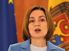 Майя Санду готовится к войне: советские кукурузники усилены израильскими гаубицами