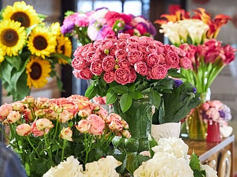 Интерес москвичей к цветочным магазинам 8 марта растет более чем на 1 000%