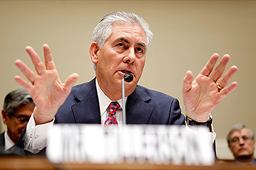 Главу Госдепа США уличили в использовании псевдонима