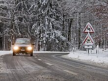 ГИБДД предупреждает водителей о возможных ДТП из-за гололеда в Москве