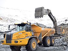 УГМК испытывает новый самосвал