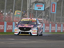 Алонсо и Перес сядут за руль машин серии Supercars