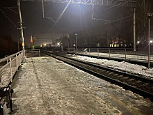 Под Новосибирском грузовой поезд насмерть сбил мужчину, сидевшего на путях