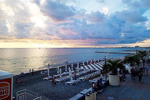 100 лет городу-курорту: Сочи отметил юбилей в бархатный сезон-2025