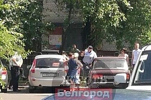 Россиянин запер годовалого ребенка в машине в жару