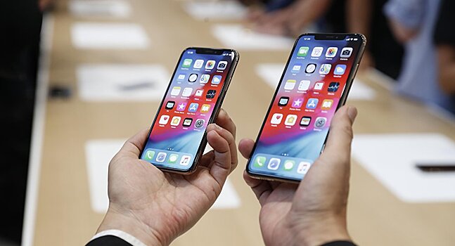 В России за новый iPhone попросили полмиллиона