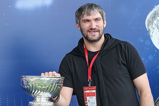 Александр Овечкин наградил победителей Всемирного циркового фестиваля «Идол-2025»