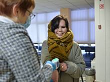 Вирусолог Бутенко объяснил важность введения ограничений для детей в Петербурге